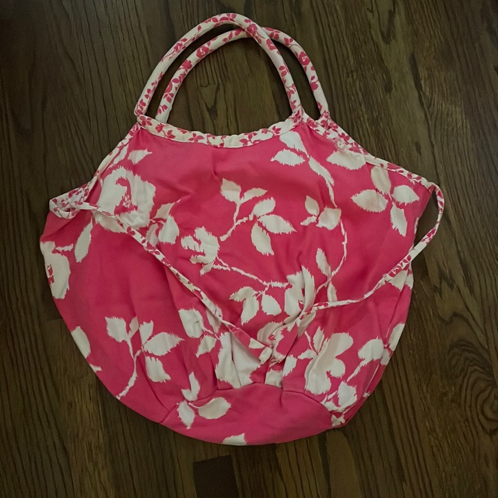 Echo flower beach bag